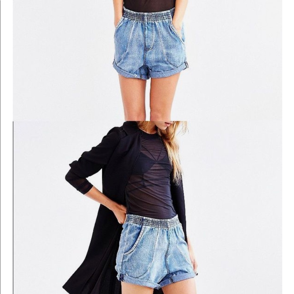 🔥ONE TEASPOON Cuffed Shorts🔥